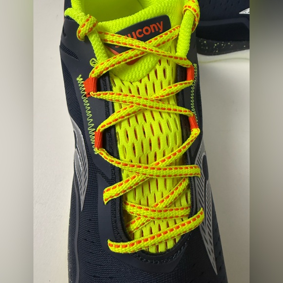 Saucony Endorphin Speed 4 Running Shoes Men’s 14 New NIB - Picture 4 of 8